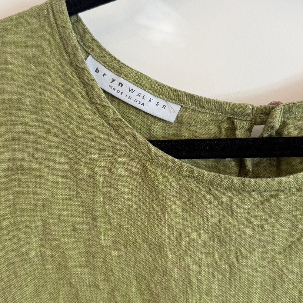 bryn Walker Olive Linen Tunic - Picture 2 of 3